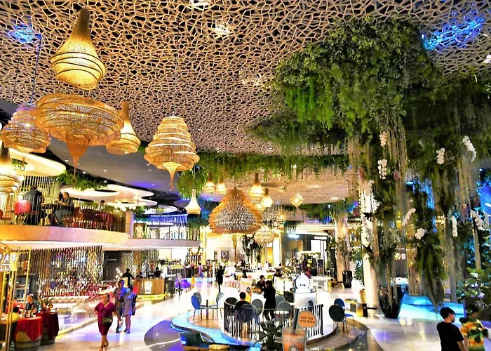 Hotel Arawana Silom 3*